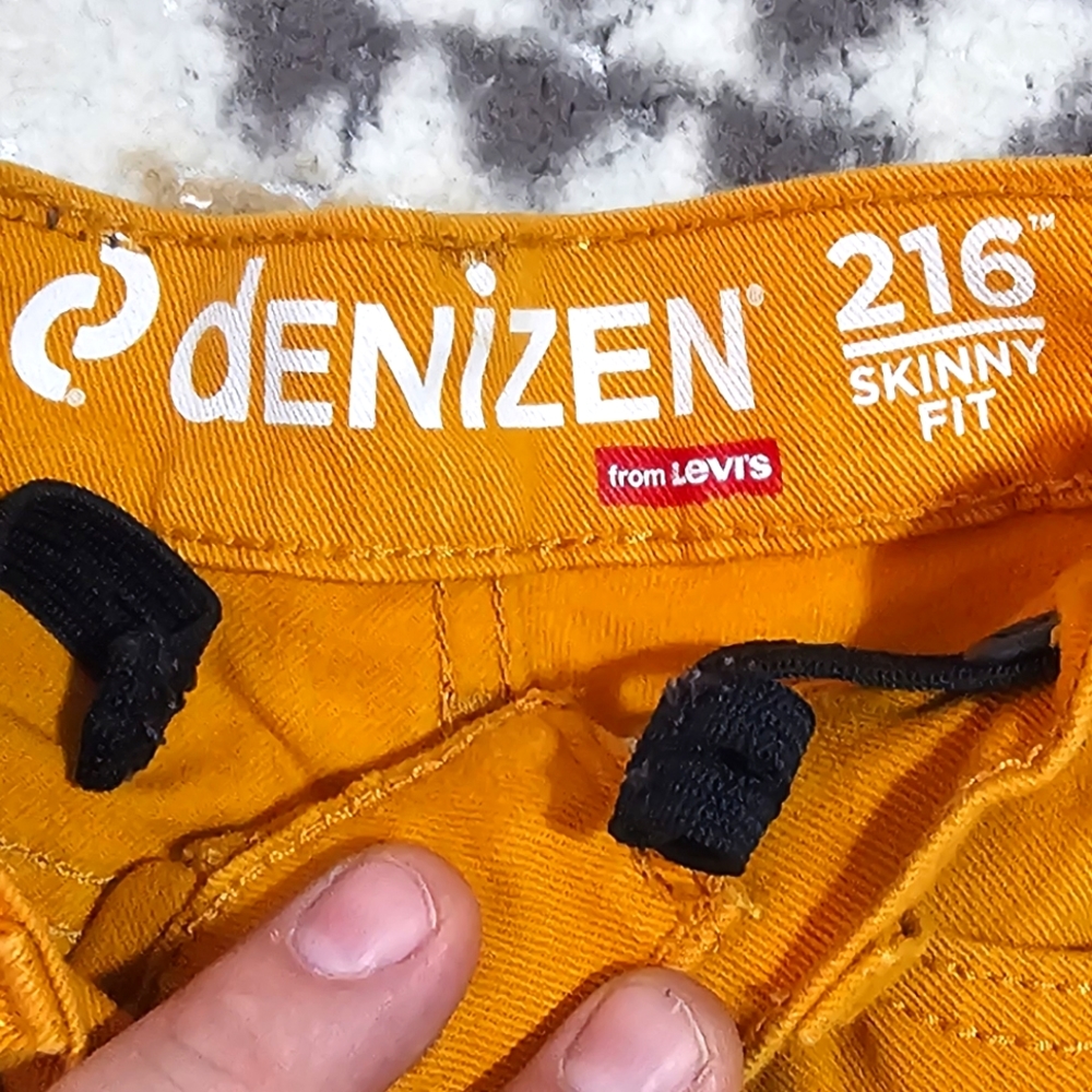 Denizen 216 Jeans Sz 7 Regular